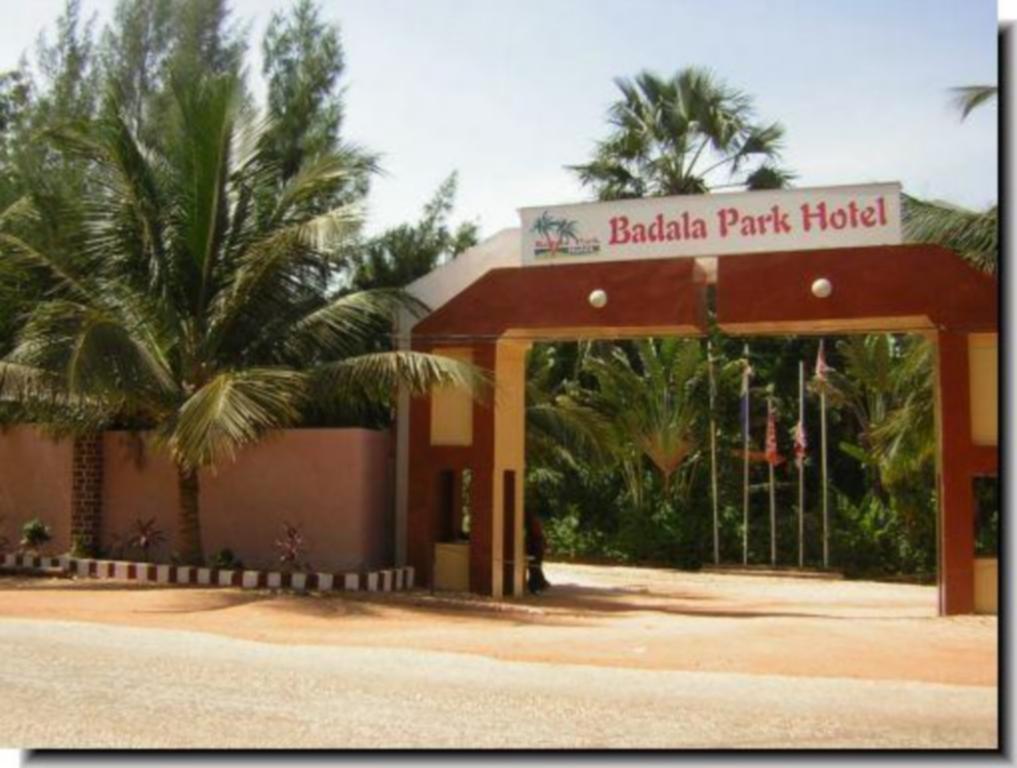 Badala Park Hotel Kotu Exterior photo